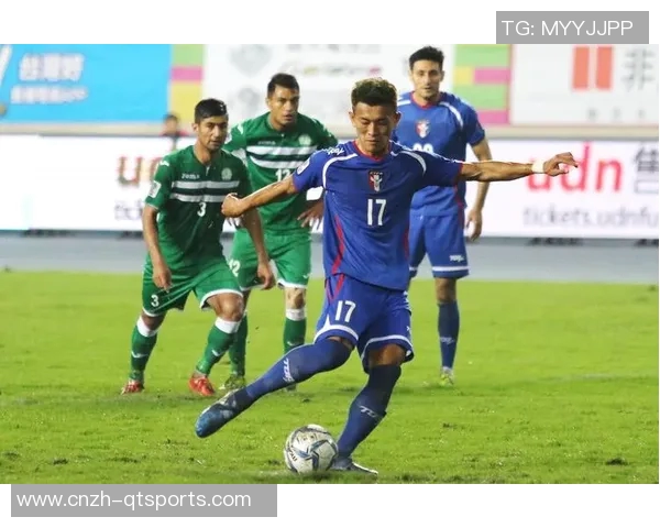 李扬足球之路：从青涩少年到职业球员的成长故事与奋斗历程