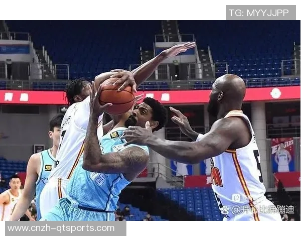 青岛队主场发威杨瀚森双双砍下22分15篮板威瑟斯庞狂揽35分大胜新疆24分